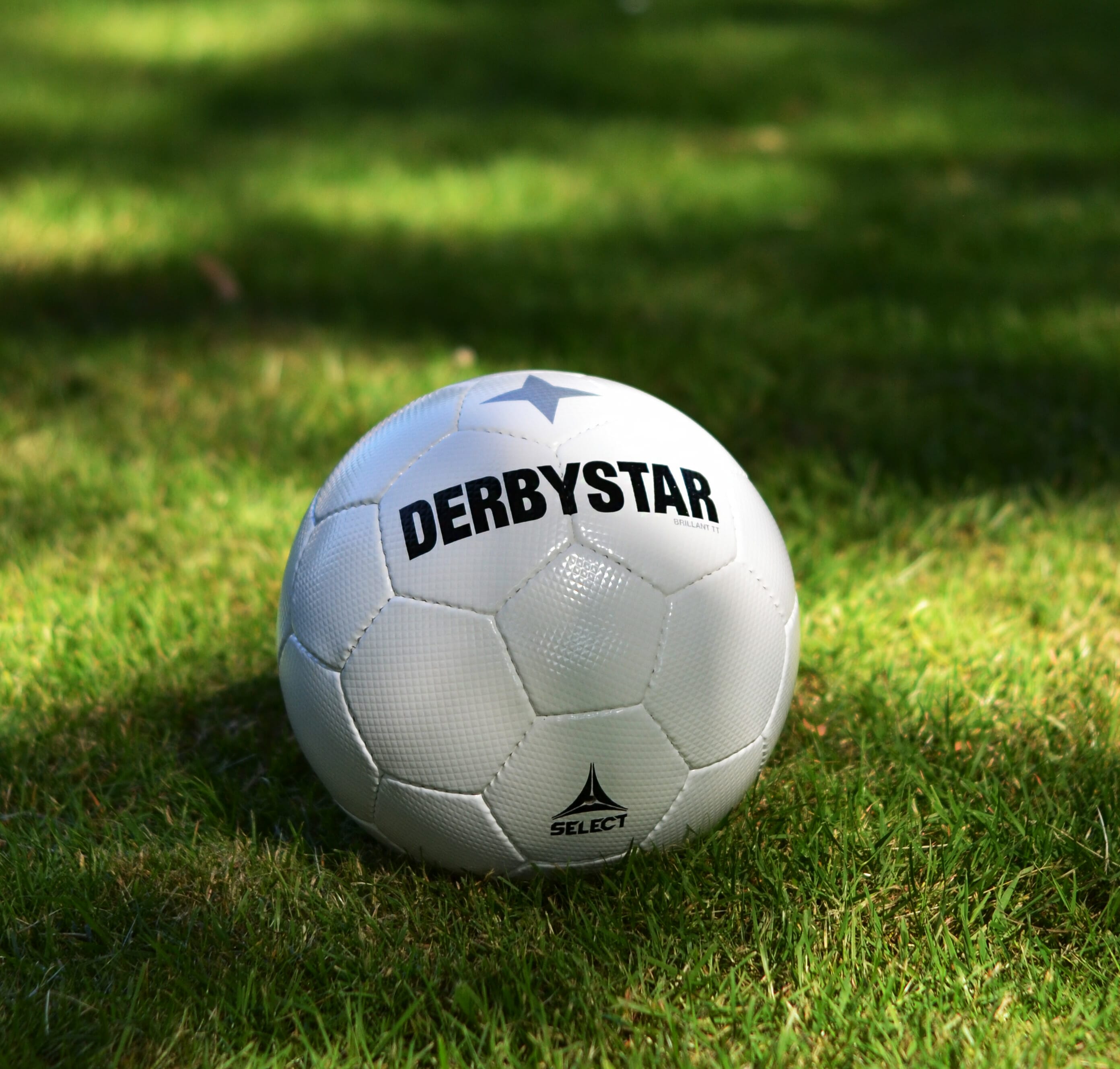 Derbystar Brillant TT Classic 1136 - De Voetbalwinkel.com